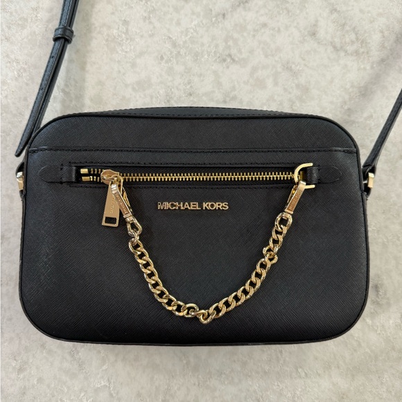 Michael Kors Black Crossbody Bag with Gold Chain - Picture 1 of 4